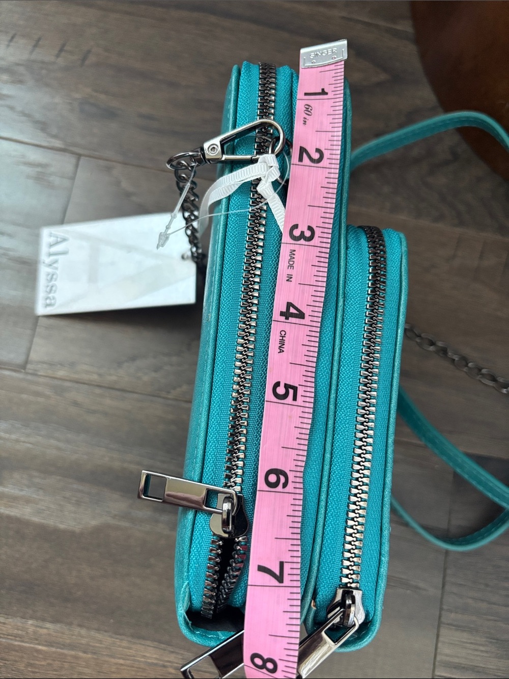 Alyssa Crossbody PU Leather,embossed floral,3 zip compart,phone,removable strap - Picture 8 of 11